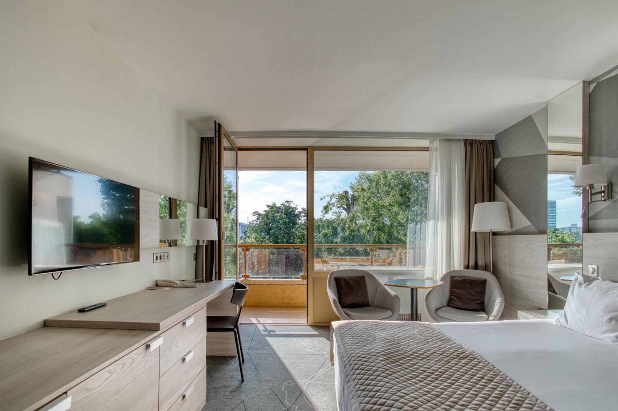 Premium Double Room Wellness Fitness Access,1703545164:JPEG