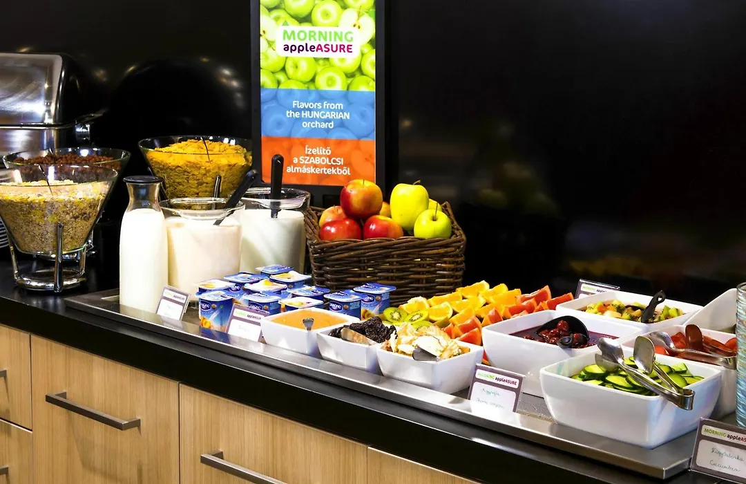Ibis Styles Budapest Center-1
